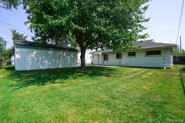 Roseville, MI 48066,26687 Dale Street