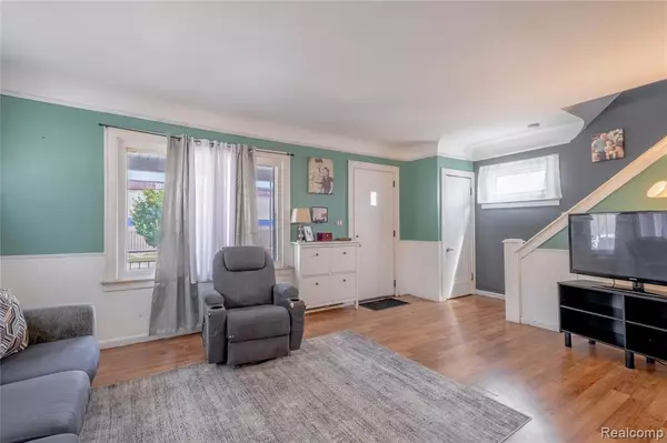 Dearborn, MI 48126,6533 Kingsley Street