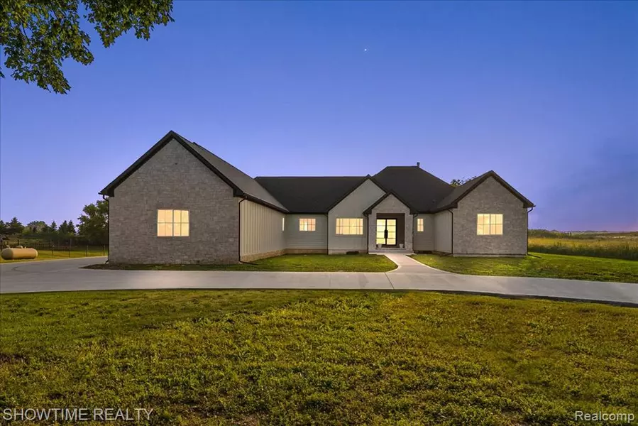 65855 Mound Road, Washington, MI 48095