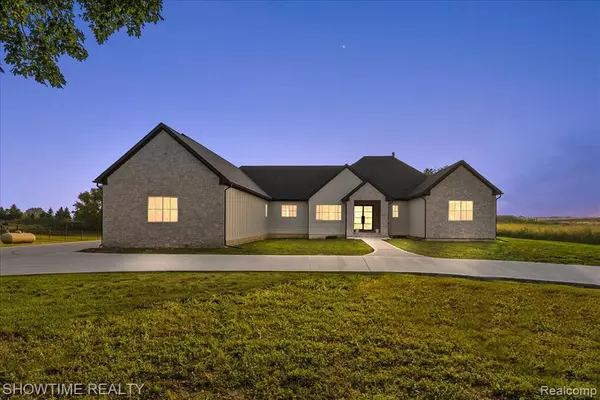 65855 Mound Road, Washington, MI 48095