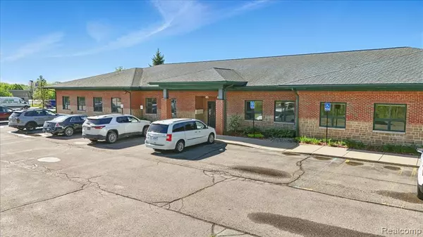 Auburn Hills, MI 48326,2545 N OPYDKE Road