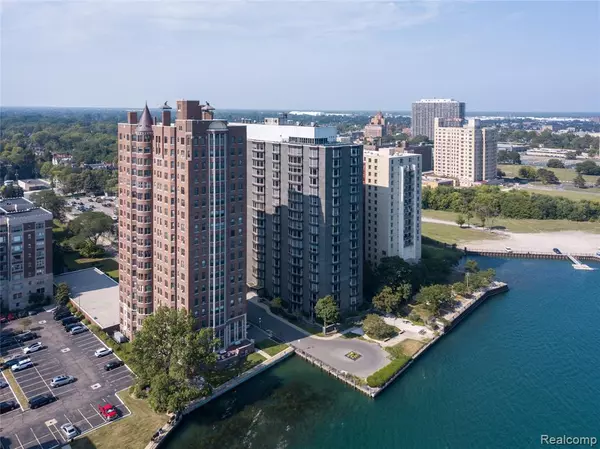 Detroit, MI 48214,8200 E Jefferson Avenue