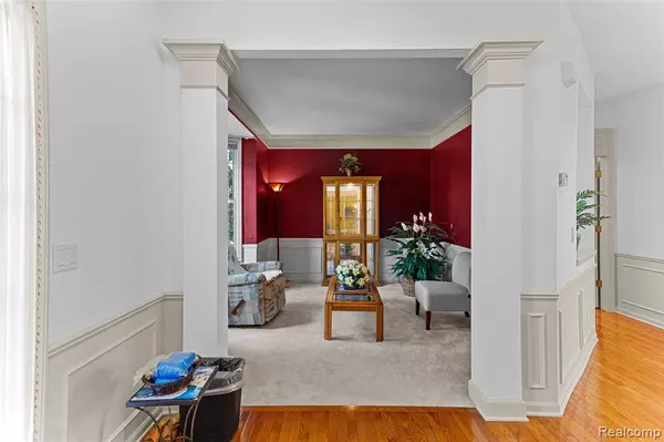 Rochester Hills, MI 48306,5093 Creekmonte Drive
