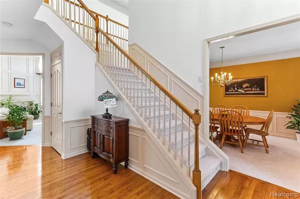Rochester Hills, MI 48306,5093 Creekmonte Drive
