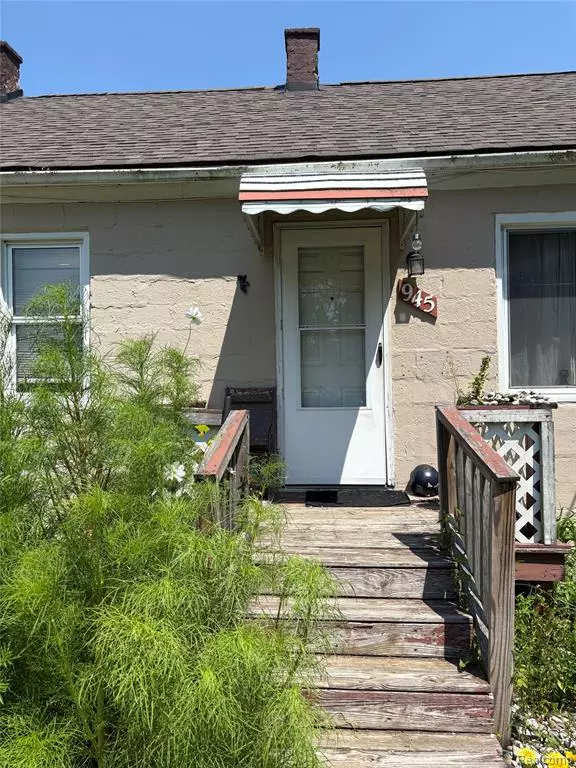 Monroe, MI 48162,943 Cole Road