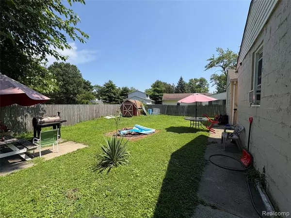 Monroe, MI 48162,943 Cole Road