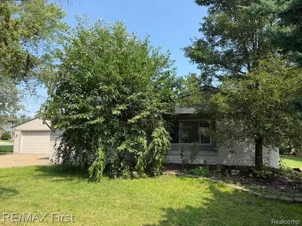 Shelby Twp, MI 48317,5603 Patricia Avenue