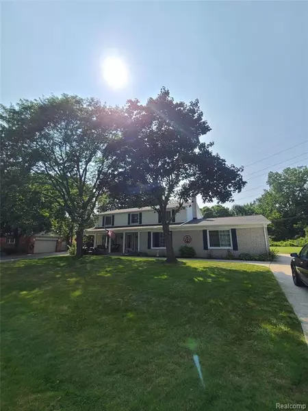 5069 VINCENT Trail, Shelby Twp, MI 48316