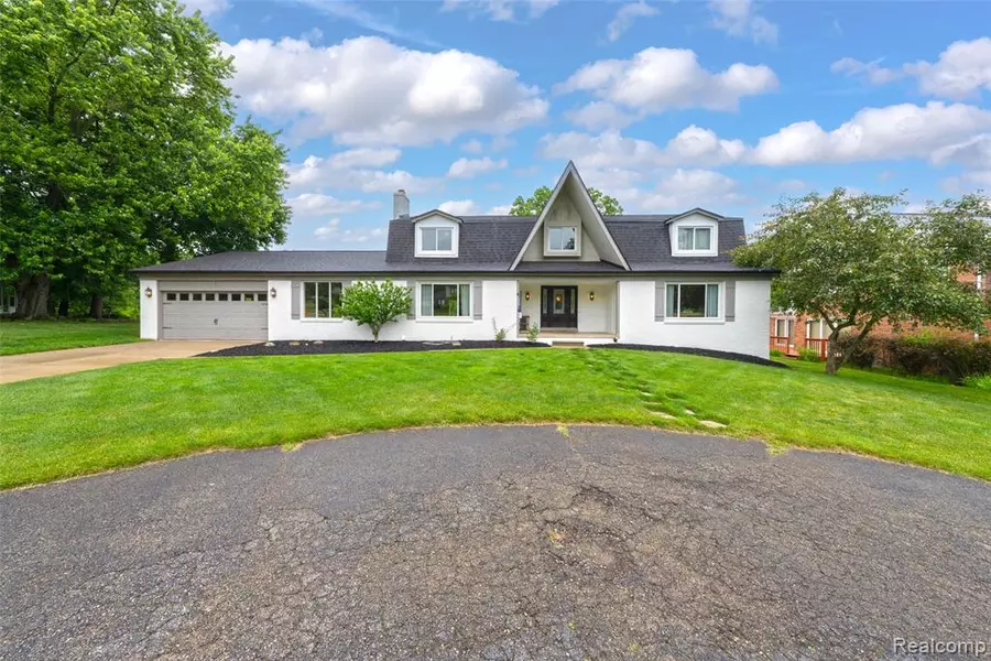 69416 Brookhill Drive, Bruce, MI 48065