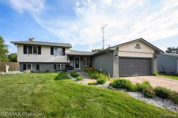 Grand Blanc, MI 48439,1329 Rollins Street