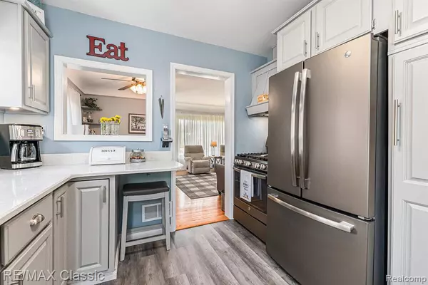 Livonia, MI 48150,9373 Lathers Street