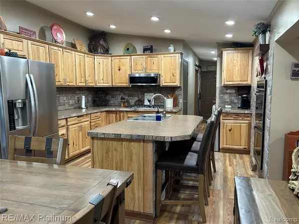 Howell, MI 48843,5740 Iroquois Drive