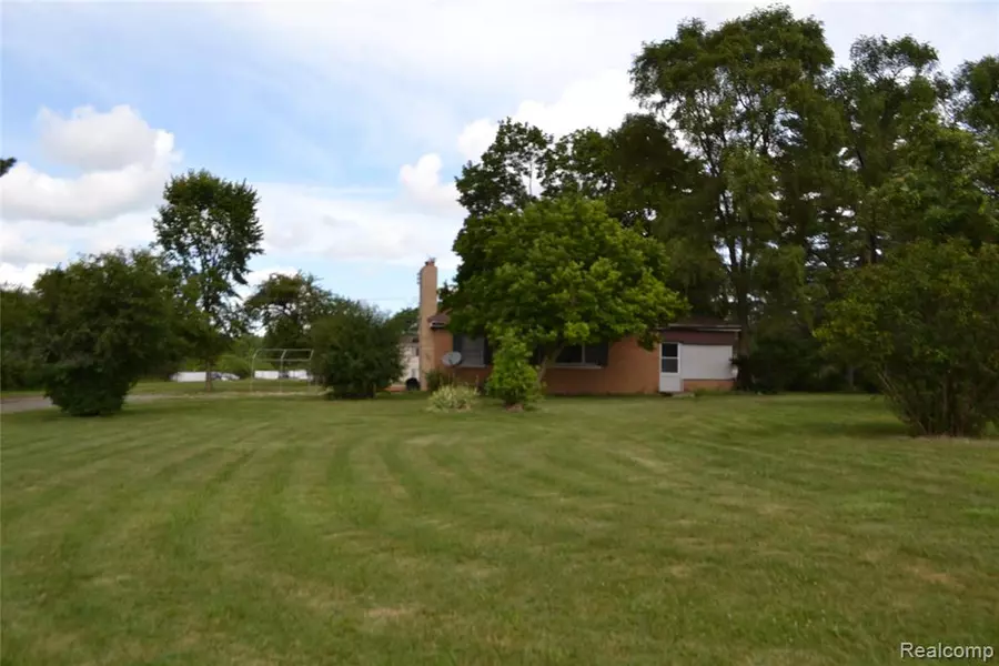 5084 Lennon Road, Flint, MI 48507