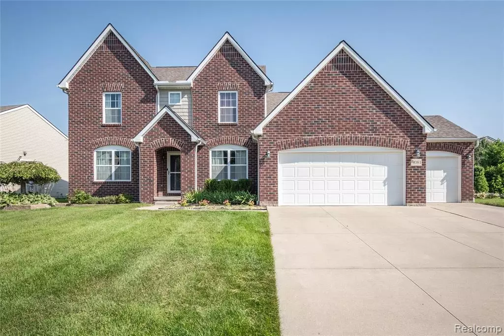 Ypsilanti, MI 48197,9081 Creekway Drive