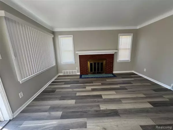 Eastpointe, MI 48021,22051 Firwood Avenue