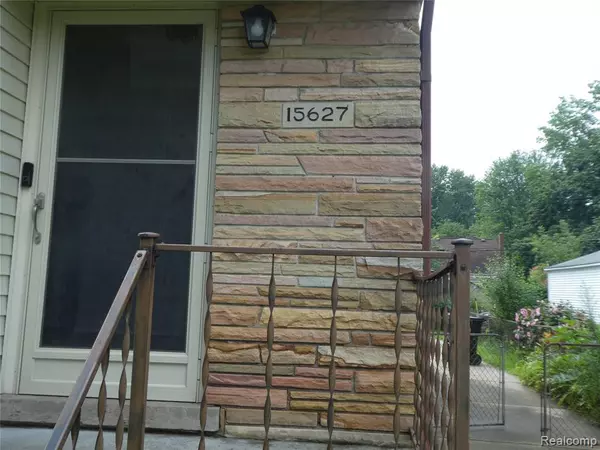 Redford, MI 48239,15627 Delaware Avenue
