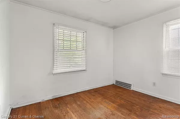 Detroit, MI 48227,12880 Sussex Street