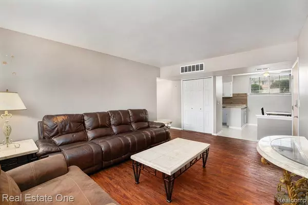 Sterling Heights, MI 48312,8201 Denwood Drive