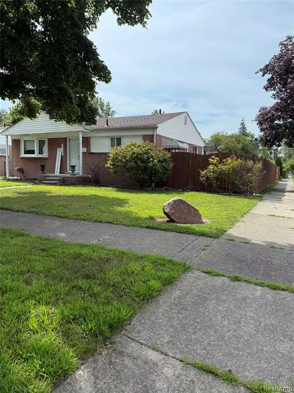 30641 Hiveley Street, Westland, MI 48186