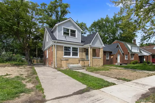 Detroit, MI 48205,18653 Fairport Street