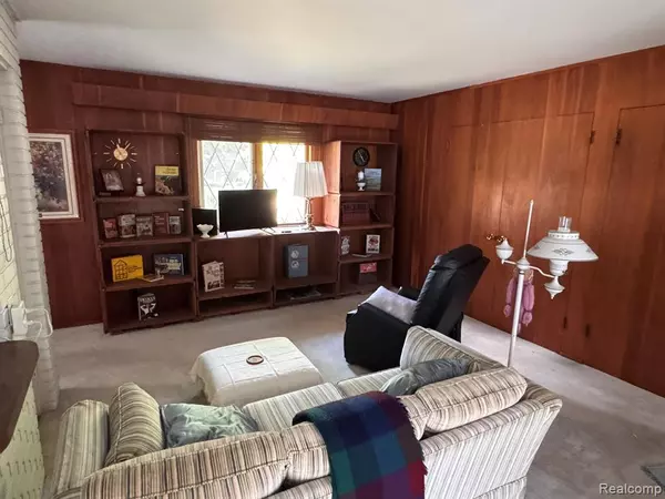 Flint, MI 48507,1933 Greenbriar Lane