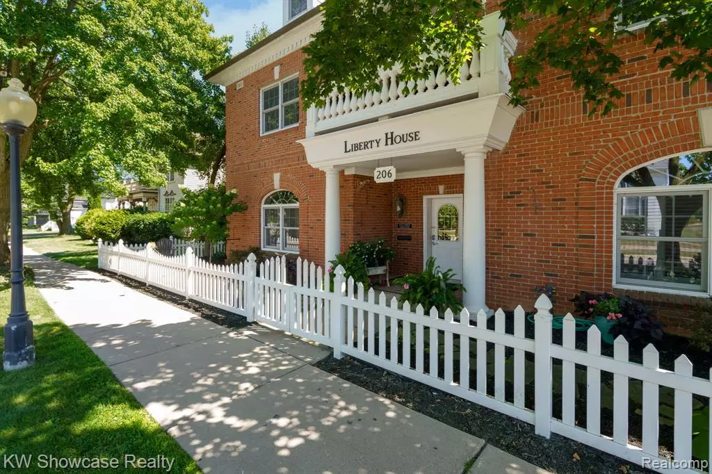 Milford, MI 48381,206 E Liberty Street