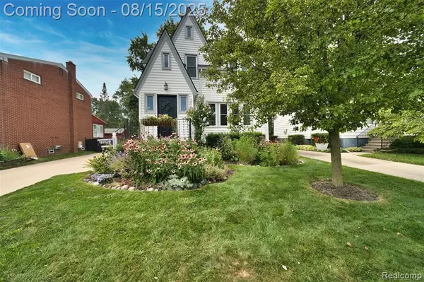 Saint Clair Shores, MI 48080,22520 Fresard Street
