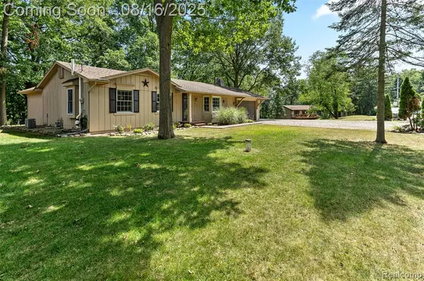 400 Shaw Court, Milford, MI 48380