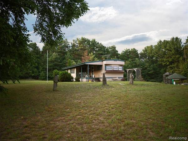 18485 Pleasanton Highway, Bear Lake, MI 49614