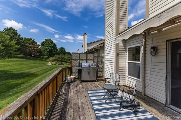 Commerce Twp, MI 48390,225 Shore Brook Lane