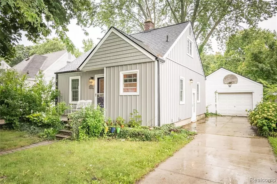 727 Charles Street, Ypsilanti, MI 48198