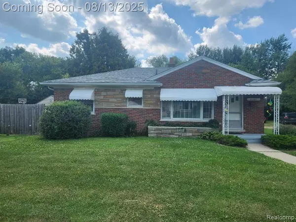 21857 Pleasant Avenue, Eastpointe, MI 48021