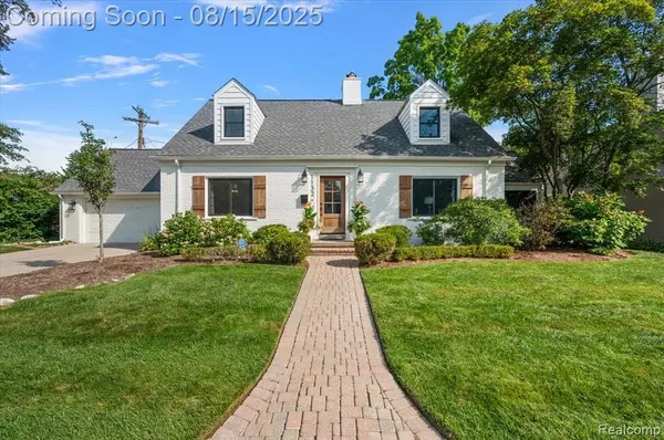 Birmingham, MI 48009,1132 Northlawn Boulevard