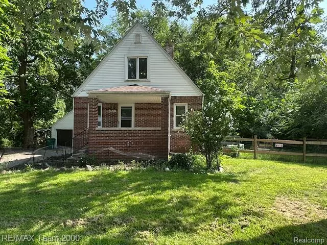 35209 Atlas Street, Romulus, MI 48174