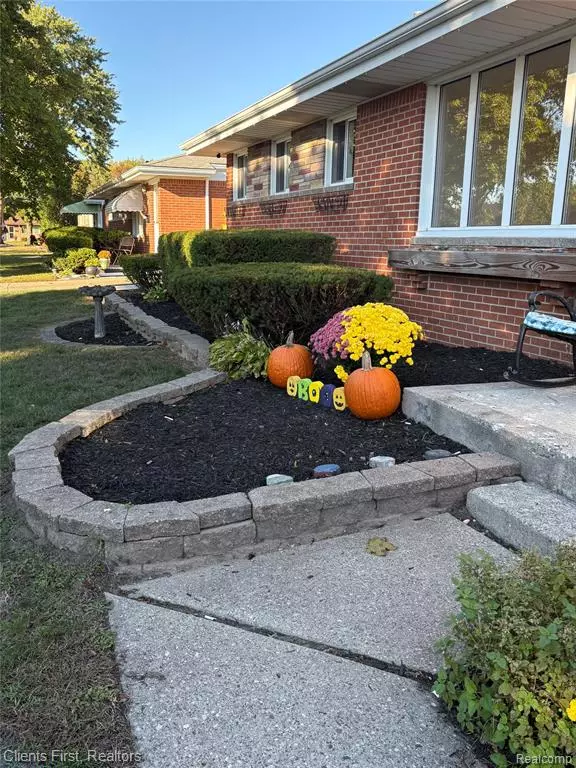 Westland, MI,7436 Cochise Street