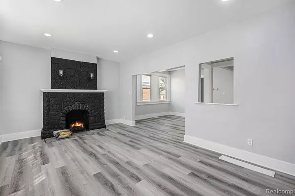 Detroit, MI 48213,5968 Chalmers Street