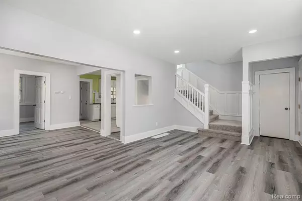 Detroit, MI 48213,5968 Chalmers Street