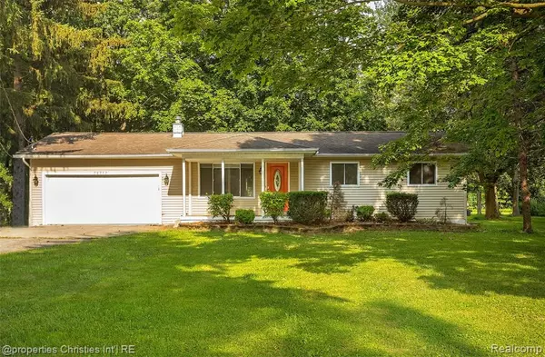 28762 Greening Street, Farmington Hills, MI 48334