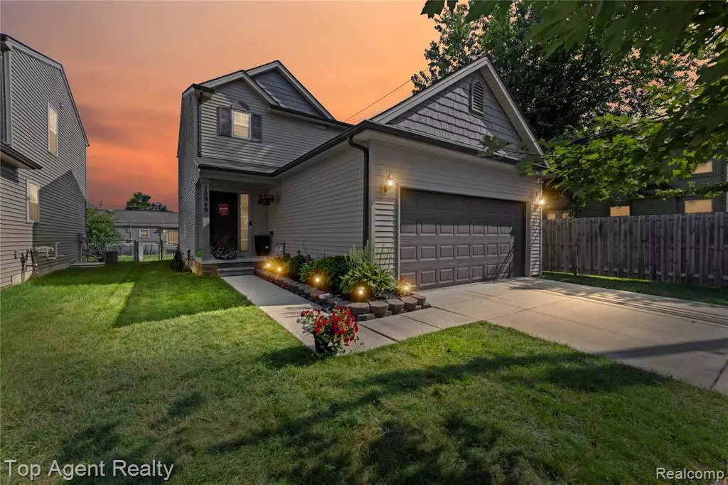 Clinton Twp, MI 48035,15949 Athens Avenue