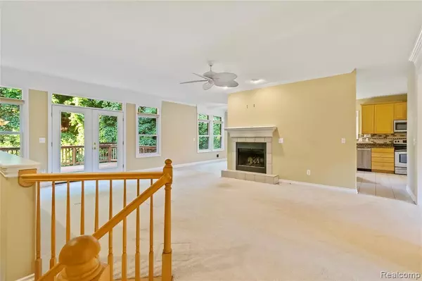 Clarkston, MI 48348,9748 Kings Valley