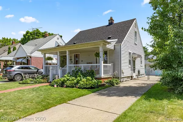 3321 Hollywood Street, Dearborn, MI 48124
