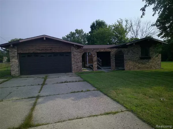 4269 E Atherton Road, Burton, MI 48519
