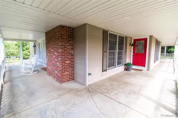 Grand Blanc, MI 48439,10386 Halsey Road