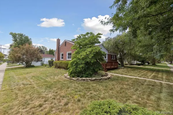 Livonia, MI 48150,31021 Hathaway Street
