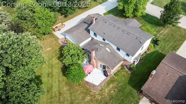 Grosse Ile, MI 48138,7929 Siding Court