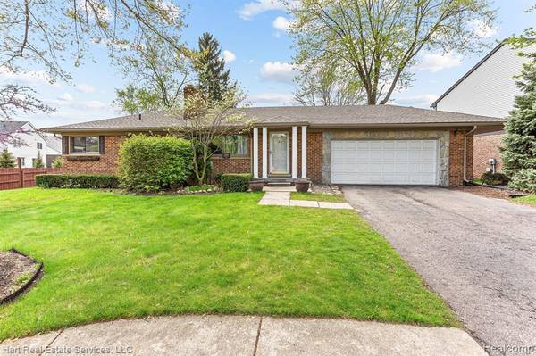 37801 PLYMOUTH Road, Livonia, MI 48150