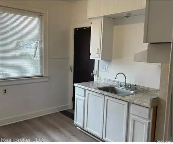 Detroit, MI 48204,5506 Linsdale Street