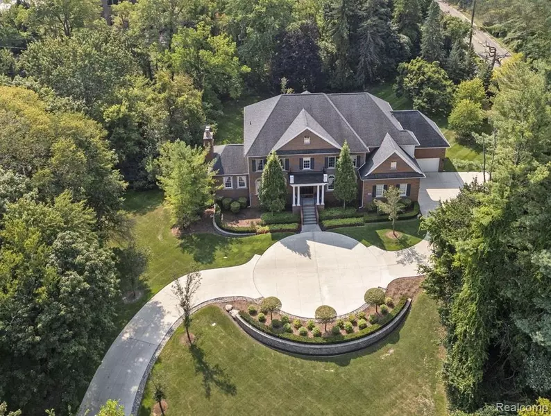 810 HIGHWOOD Drive, Bloomfield Hills, MI 48304
