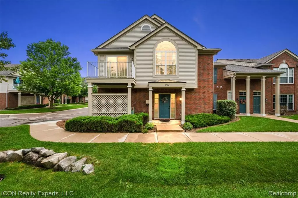 Commerce Twp, MI 48390,27201 Chesapeake Circle