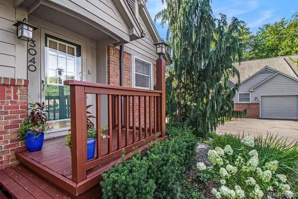 Royal Oak, MI 48073,3040 Helen Court